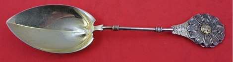 Preserve Spoon with daisy handle GW 8 1/4